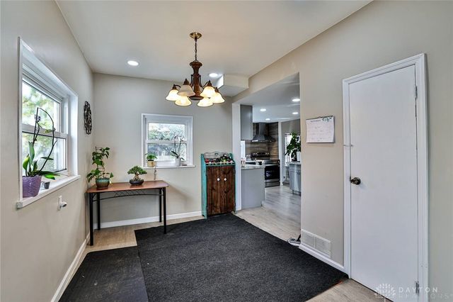 3224 Hiawatha Drive, Dayton, OH 45414