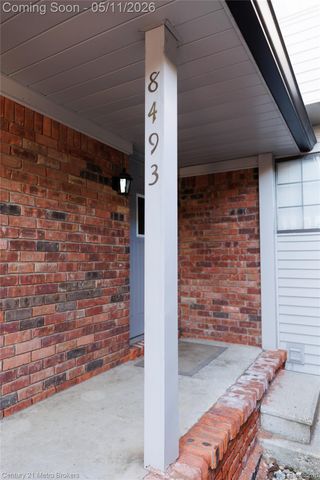 8493 Pepper Ridge Drive E, Grand Blanc Charter Township, MI 48439