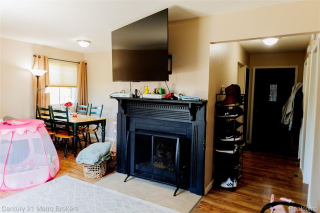 8493 Pepper Ridge Drive E, Grand Blanc Charter Township, MI 48439