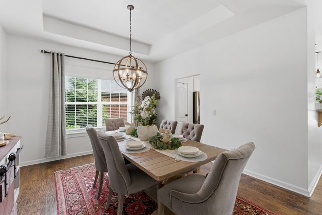952 Century Oak Dr, Nashville, TN 37211
