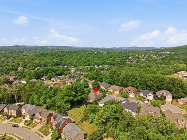952 Century Oak Dr, Nashville, TN 37211