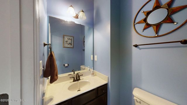 144 Highland Ridge Ct, Mt Washington, KY 40047