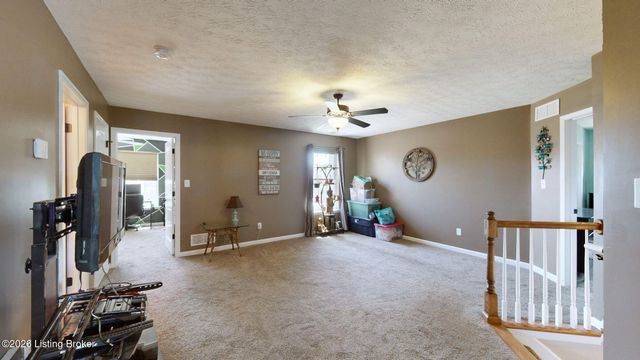 144 Highland Ridge Ct, Mt Washington, KY 40047