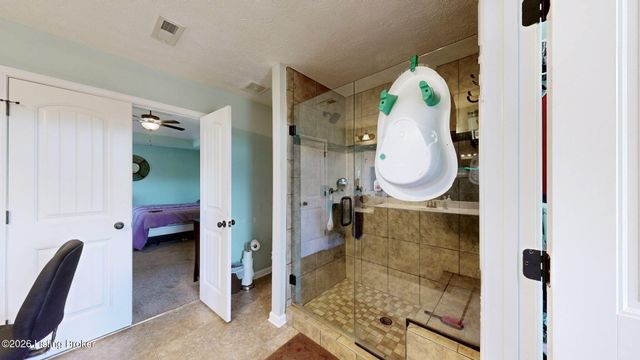 144 Highland Ridge Ct, Mt Washington, KY 40047