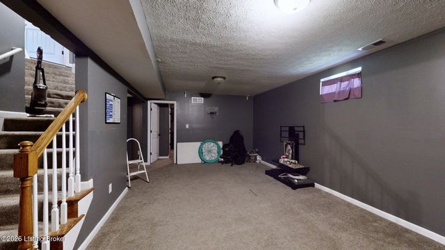 144 Highland Ridge Ct, Mt Washington, KY 40047
