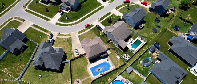 144 Highland Ridge Ct, Mt Washington, KY 40047
