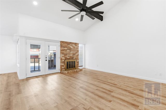 2009 Sandberg DR 159, Austin, TX 78752