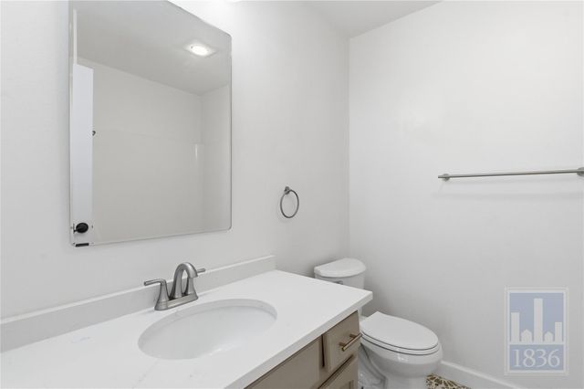 2009 Sandberg DR 159, Austin, TX 78752