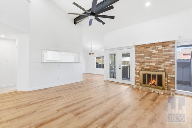 2009 Sandberg DR 159, Austin, TX 78752