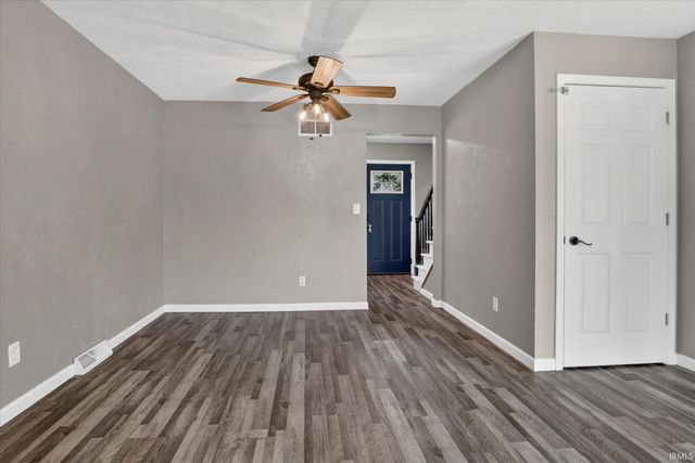 51479 Ironwood Road, Granger, IN 46530