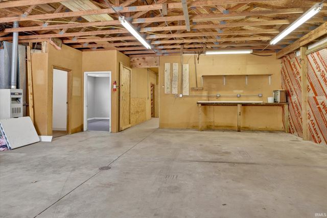51479 Ironwood Road, Granger, IN 46530