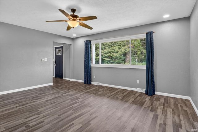 51479 Ironwood Road, Granger, IN 46530