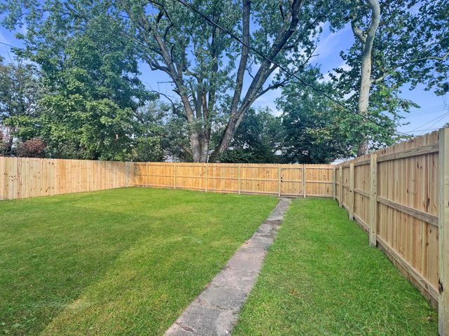 2242 Lexington Avenue, Columbus, OH 43211