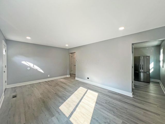 2242 Lexington Avenue, Columbus, OH 43211