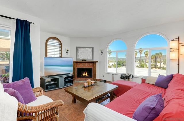 10790 Riderwood Ter D, Santee, CA 92071