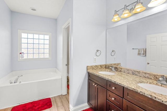 4053 Barnes Cove Dr, Antioch, TN 37013