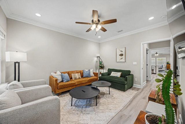 61B 9th Avenue, Shalimar, FL 32579