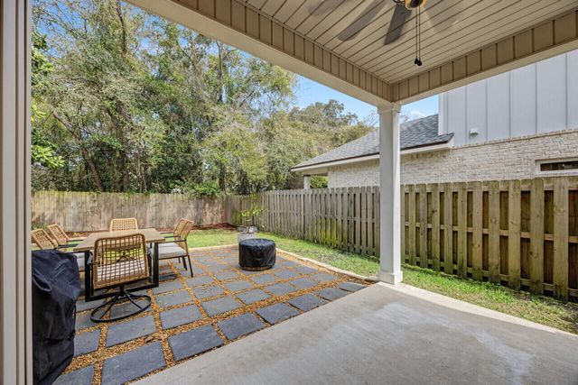 61B 9th Avenue, Shalimar, FL 32579