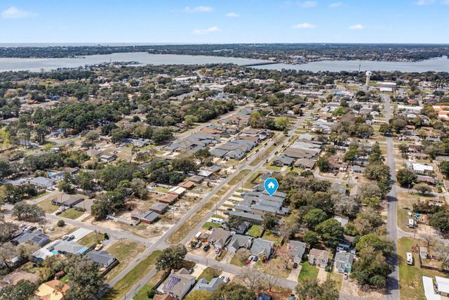 61B 9th Avenue, Shalimar, FL 32579