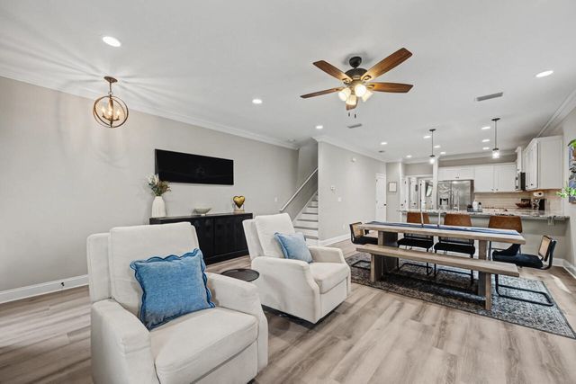 61B 9th Avenue, Shalimar, FL 32579