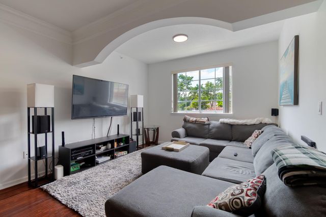 9901 Baywinds Boulevard 3201, West Palm Beach, FL 33411