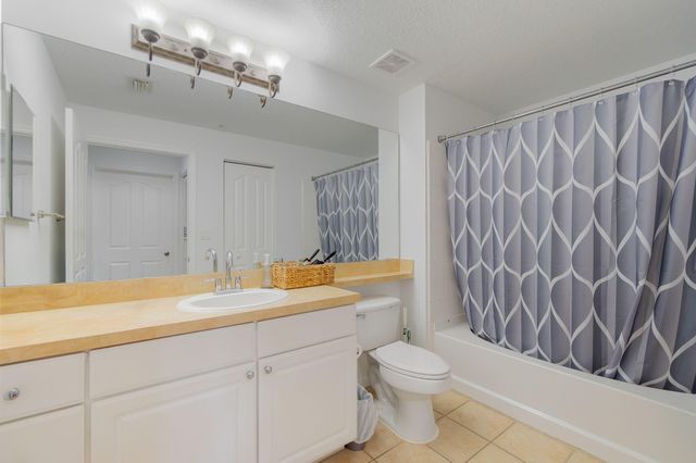 9901 Baywinds Boulevard 3201, West Palm Beach, FL 33411