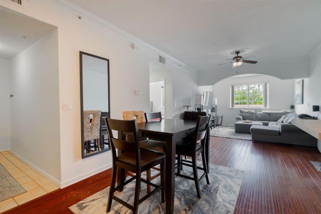 9901 Baywinds Boulevard 3201, West Palm Beach, FL 33411