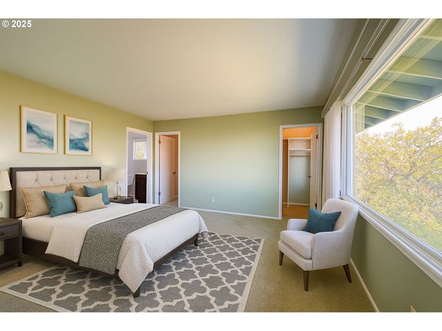 115 W SCENIC Dr, The Dalles, OR 97058