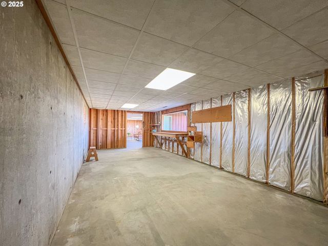 115 W SCENIC Dr, The Dalles, OR 97058