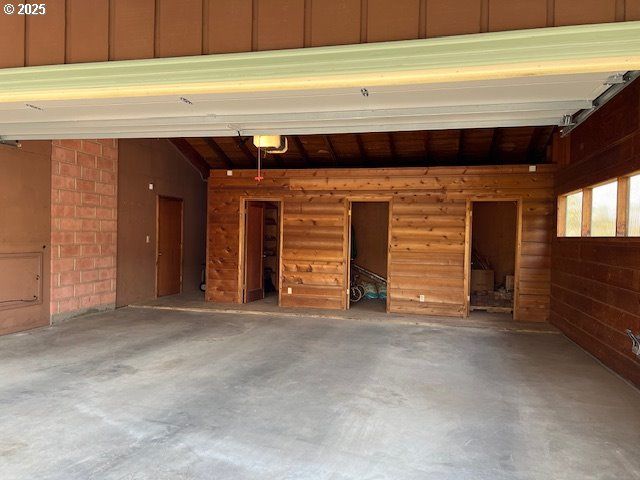 115 W SCENIC Dr, The Dalles, OR 97058