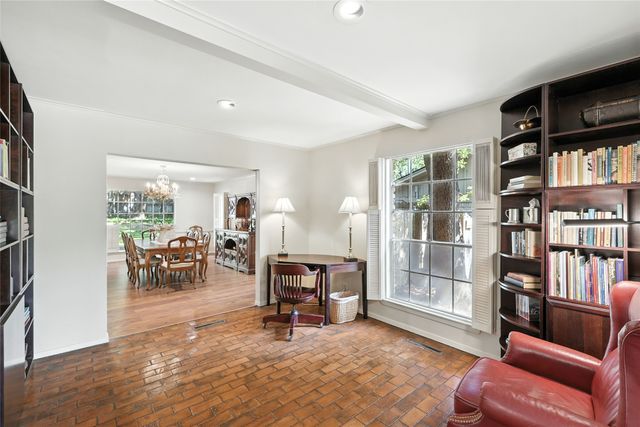 4165 Shady Valley Drive, Arlington, TX 76013