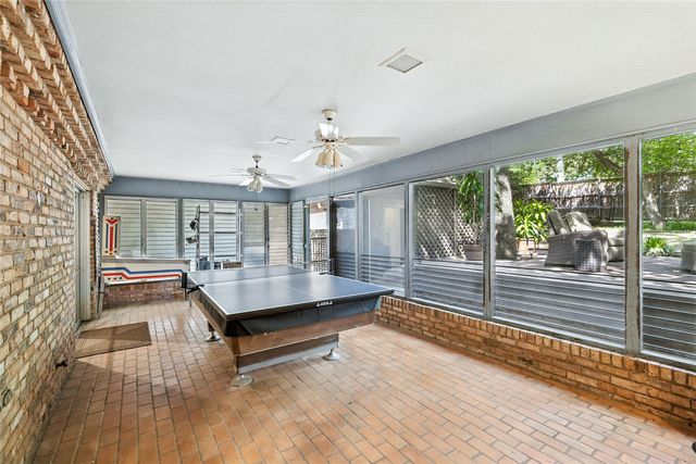 4165 Shady Valley Drive, Arlington, TX 76013
