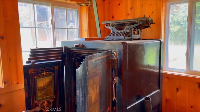 2116 49 Highway S, Mariposa, CA 95338