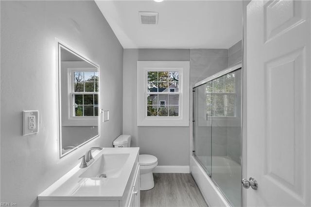 110 Sandpiper DR, Portsmouth, VA 23704