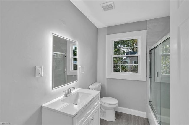 110 Sandpiper DR, Portsmouth, VA 23704