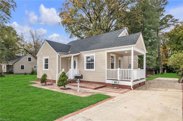 110 Sandpiper DR, Portsmouth, VA 23704