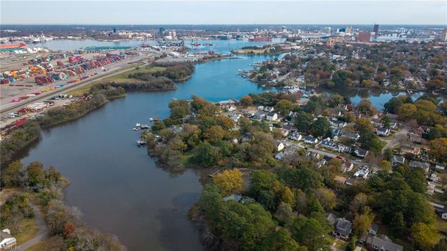 110 Sandpiper DR, Portsmouth, VA 23704