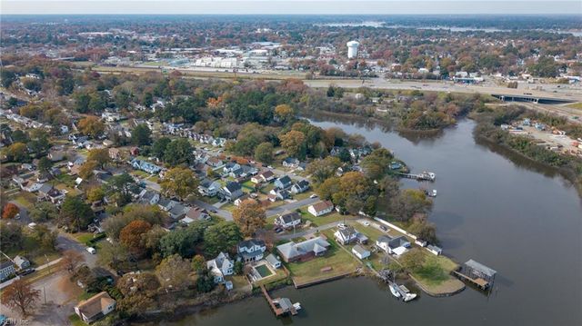 110 Sandpiper DR, Portsmouth, VA 23704