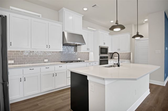 4310 Indigo Lark Lane, Arlington, TX 76005
