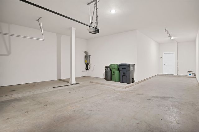 4310 Indigo Lark Lane, Arlington, TX 76005