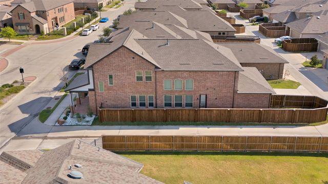 4310 Indigo Lark Lane, Arlington, TX 76005