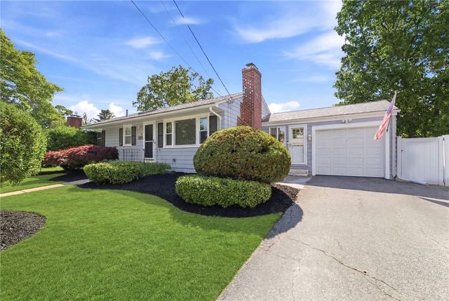 81 Mount View Drive, Cranston, RI 02920