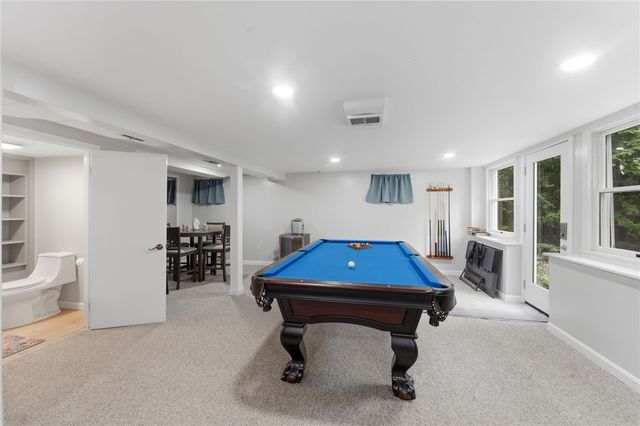 81 Mount View Drive, Cranston, RI 02920