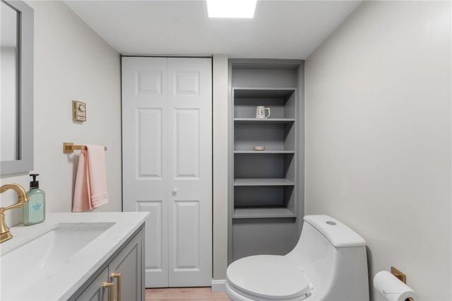 81 Mount View Drive, Cranston, RI 02920