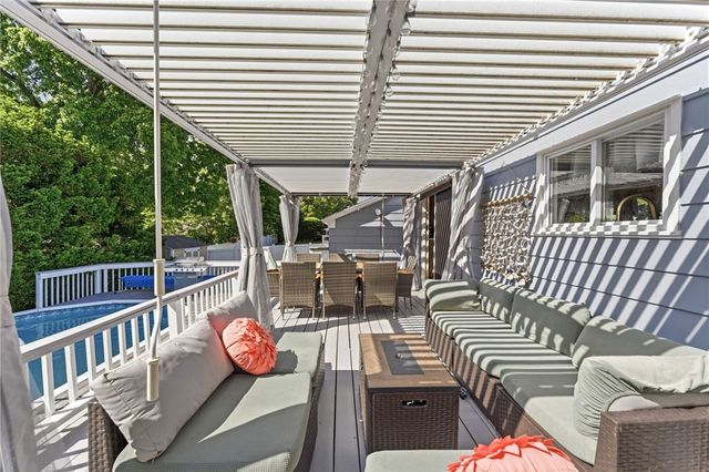 81 Mount View Drive, Cranston, RI 02920