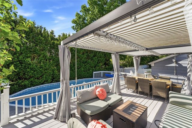 81 Mount View Drive, Cranston, RI 02920