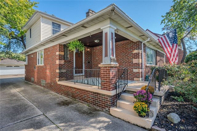 325 Louvaine Drive, Tonawanda, NY 14223