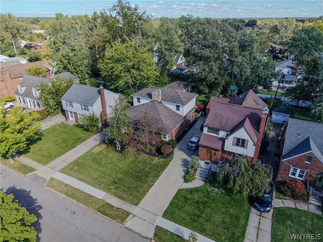 325 Louvaine Drive, Tonawanda, NY 14223