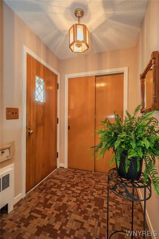 325 Louvaine Drive, Tonawanda, NY 14223