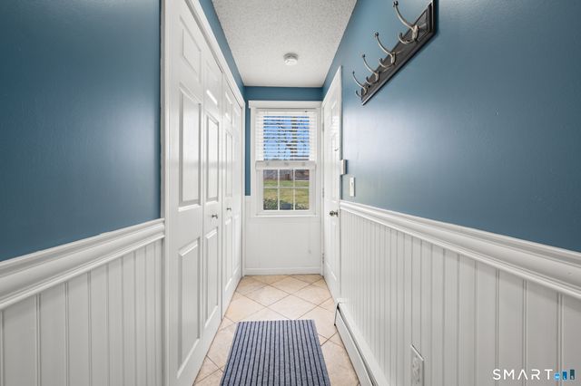 56 Coles Road, Middletown, CT 06457